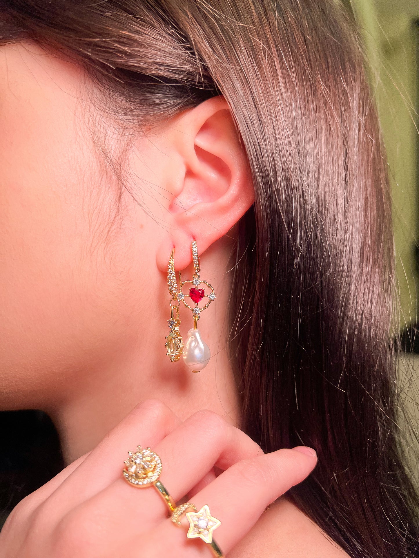 星夜垂光 · Starlit Drop Earrings