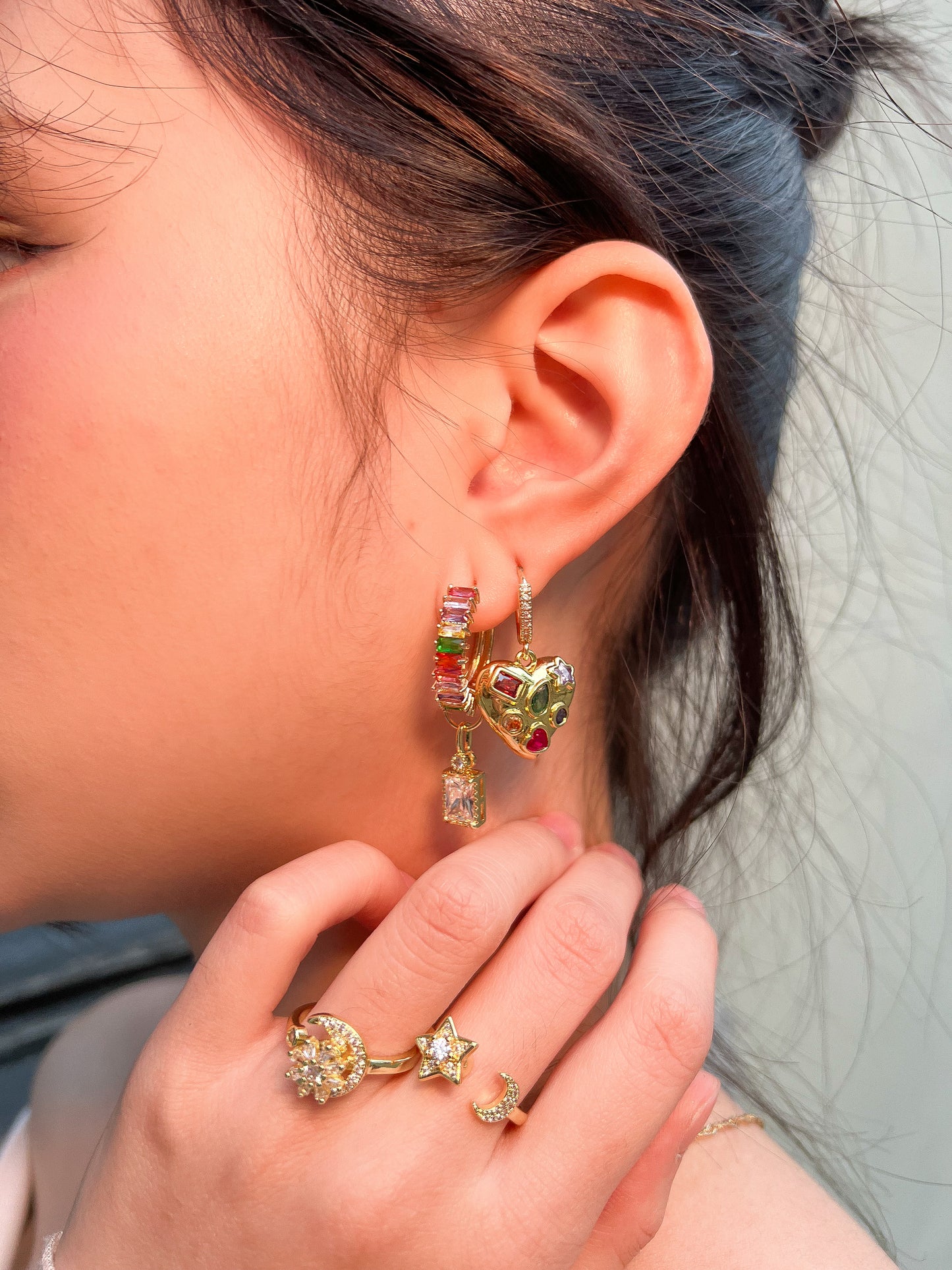 暖夜花瓣 · Warm Petal Earrings