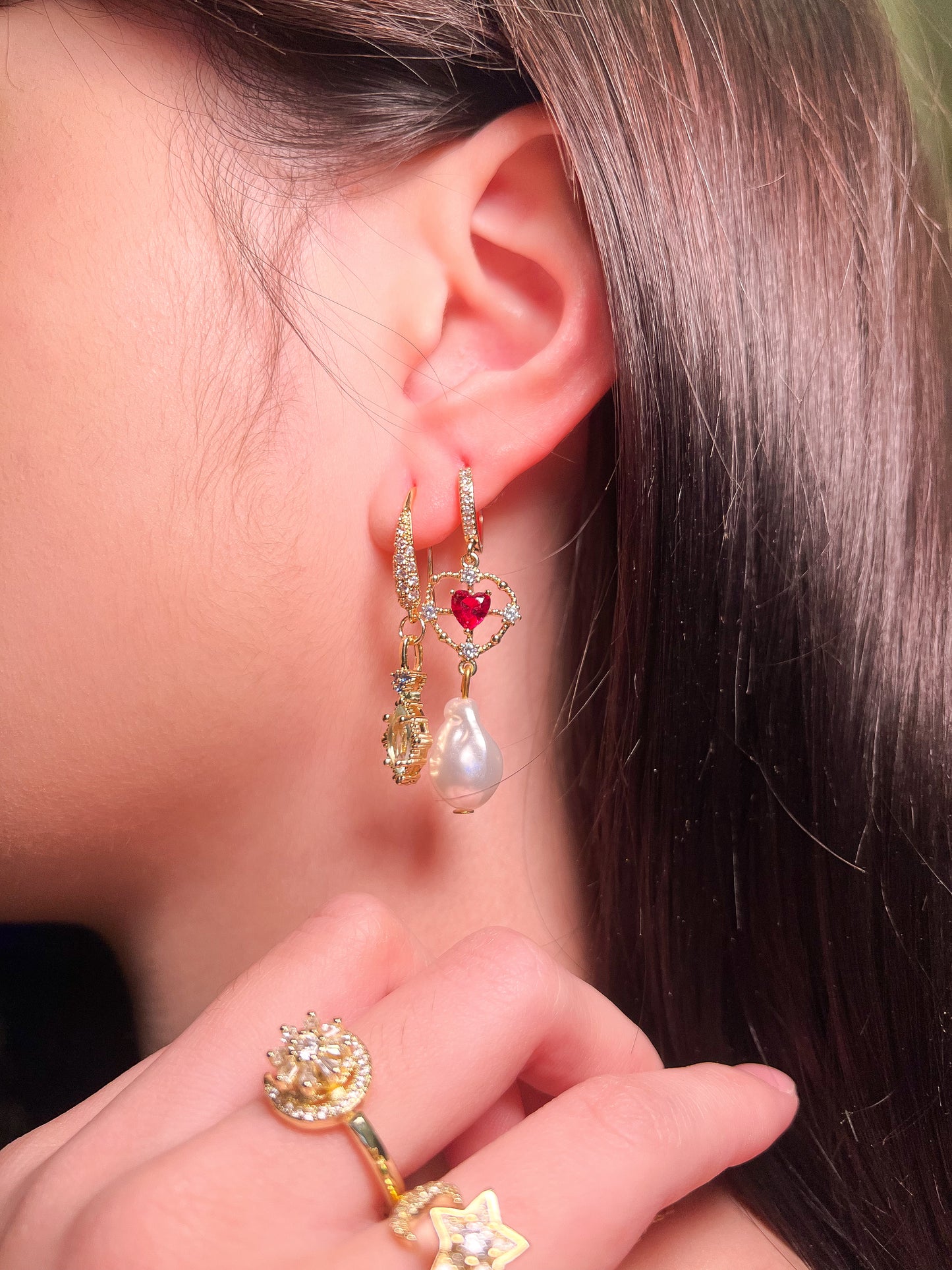 星夜垂光 · Starlit Drop Earrings